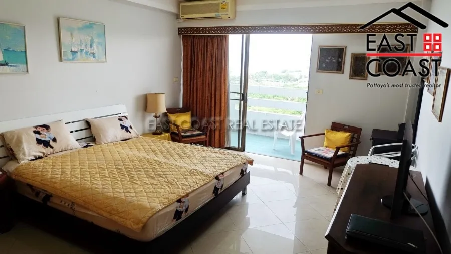 Jomtien Condotel & Village photo 3