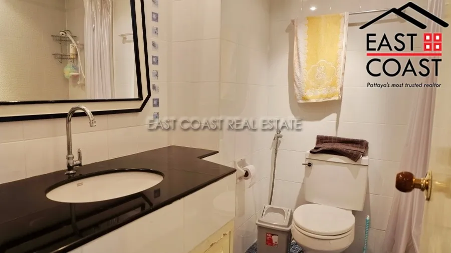 Jomtien Condotel & Village photo 6