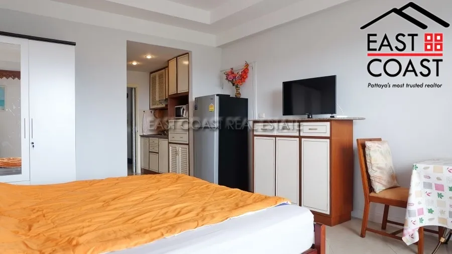 Jomtien Condotel & Village photo 4