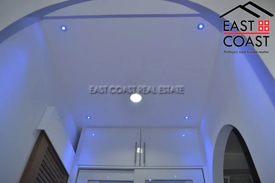 Jomtien Beach Condominium photo 17