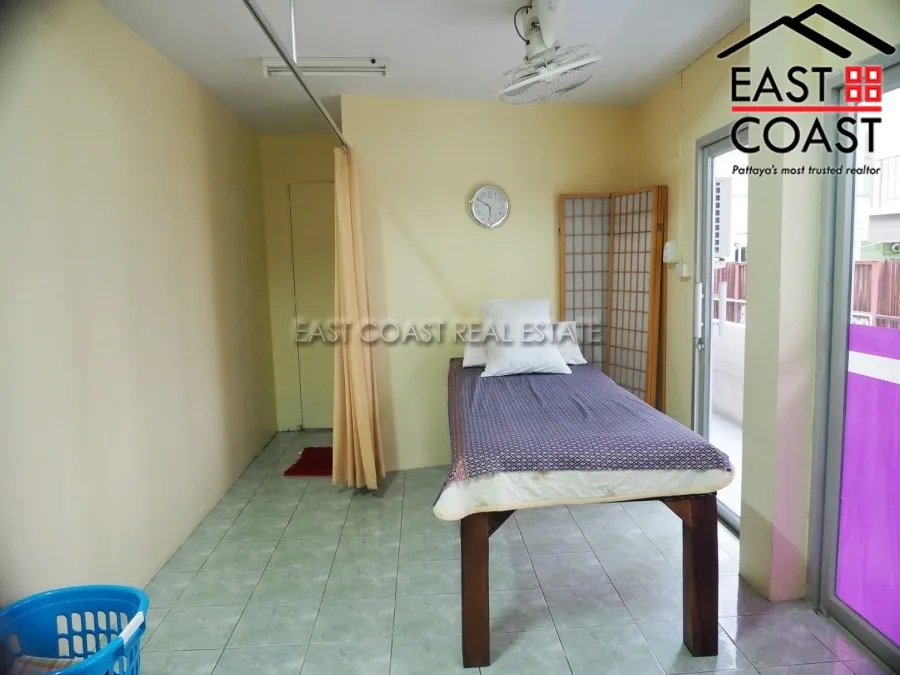 Shophouse Cozy Beach photo 10