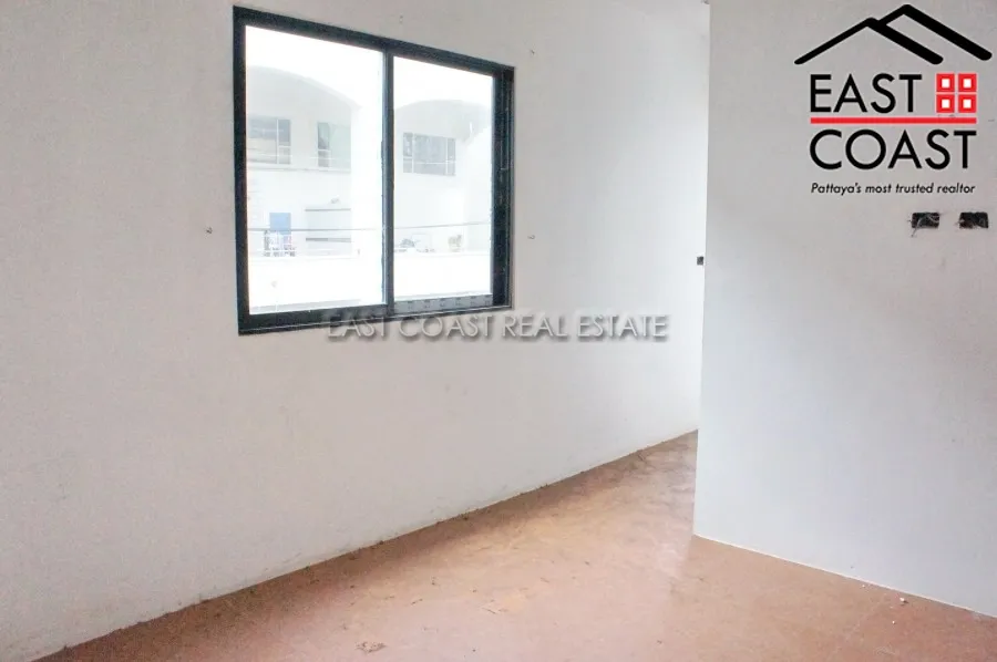 Town House photo 11