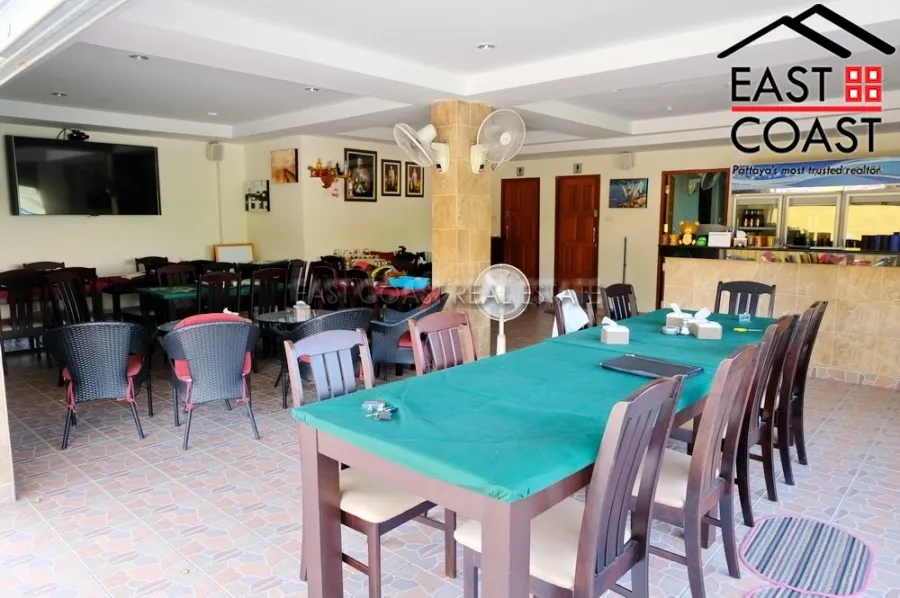 Jomtien Shophouse and Restaurant
