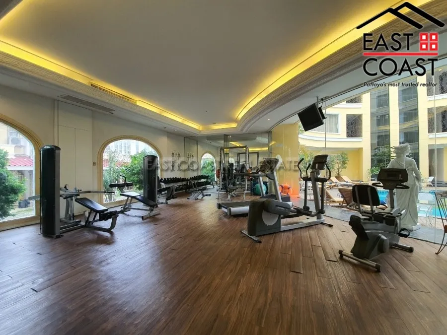 Four Seasons Place photo 6