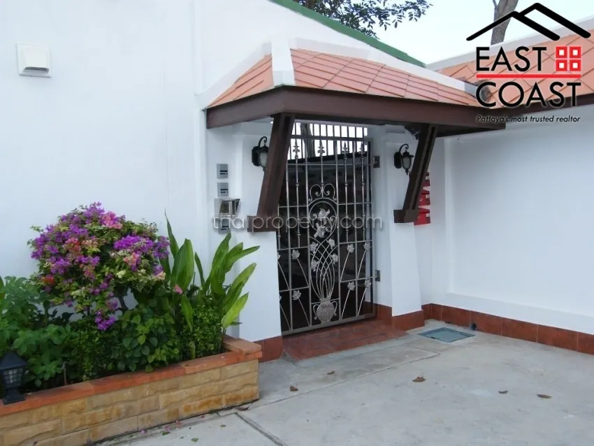 Chaiyapruek Apartments photo 5