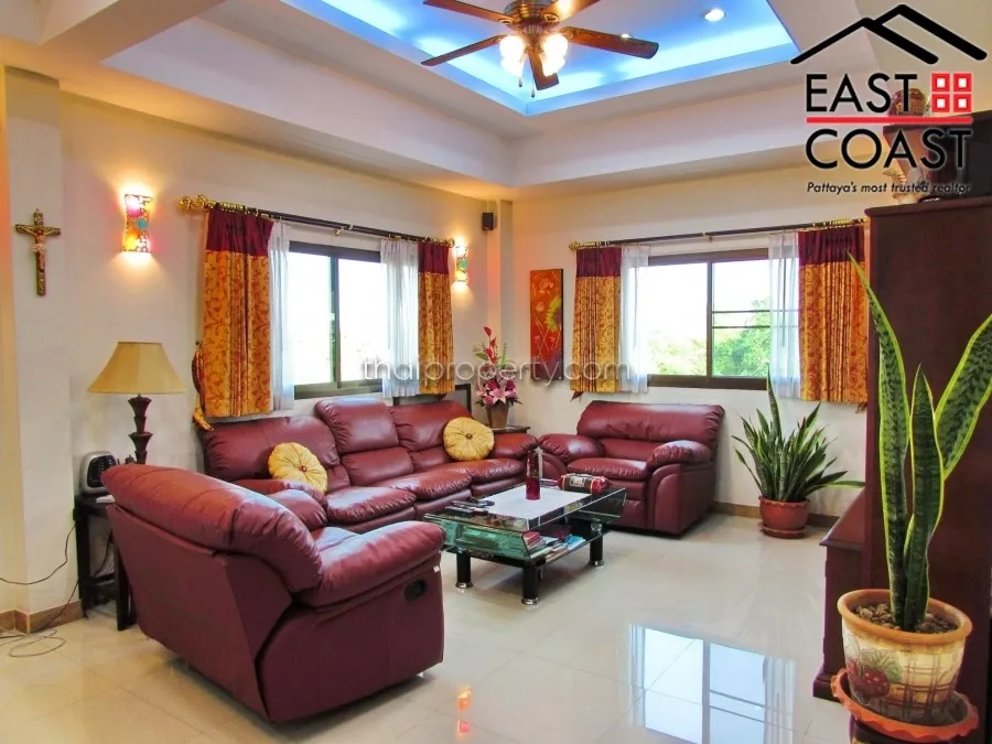 Chaiyapruek Apartments photo 7