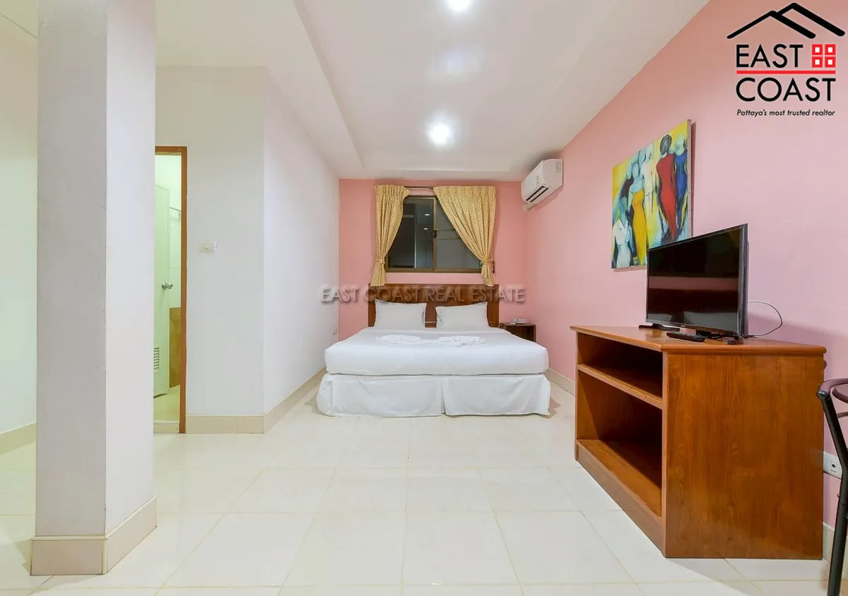 Sun and Beach Hostel photo 47