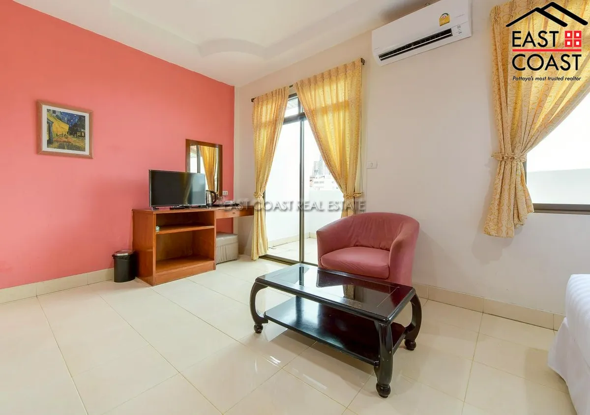 Sun and Beach Hostel photo 55