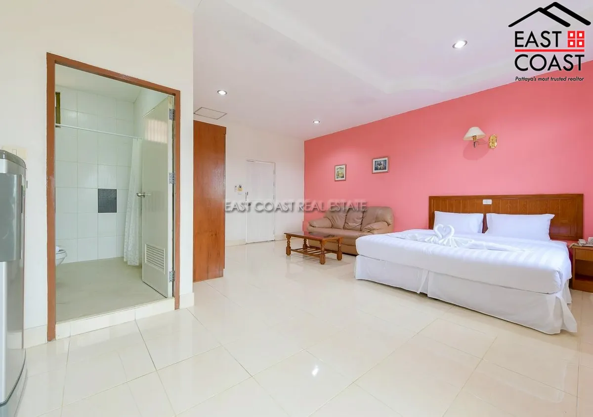 Sun and Beach Hostel photo 61