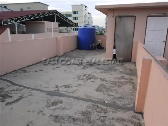 Shop House photo 3
