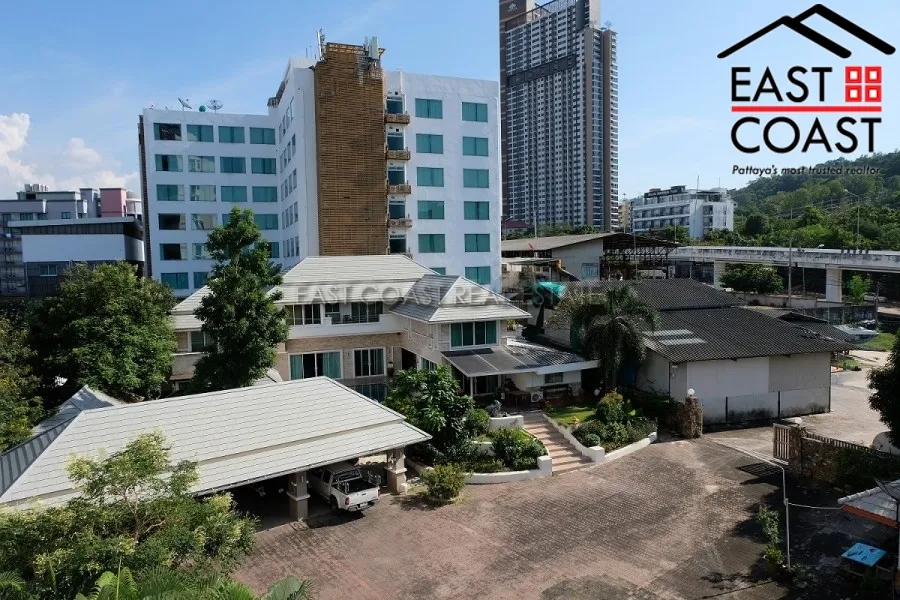 Monaco Residence photo 29
