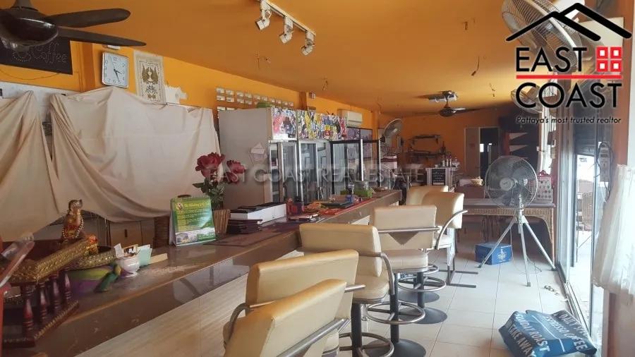 Starlight Bar and Restaurant photo 8