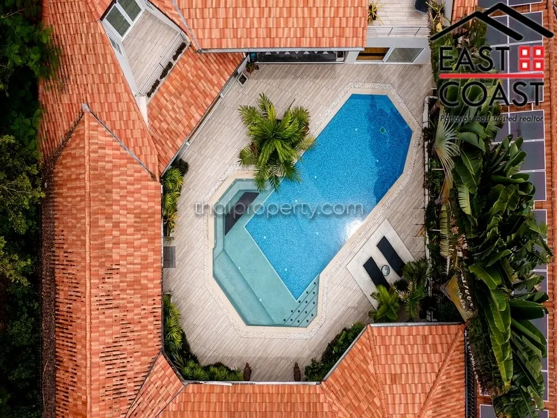 Majestic Residence photo 6