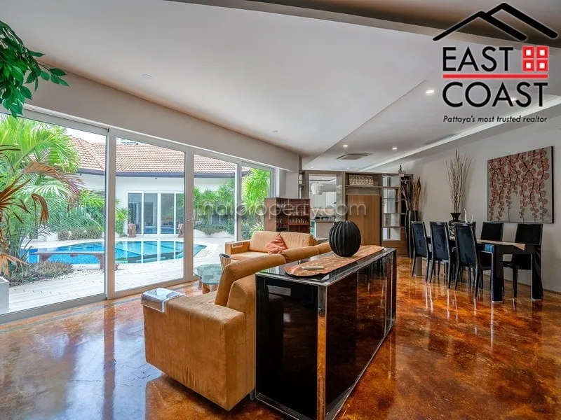 Majestic Residence photo 14