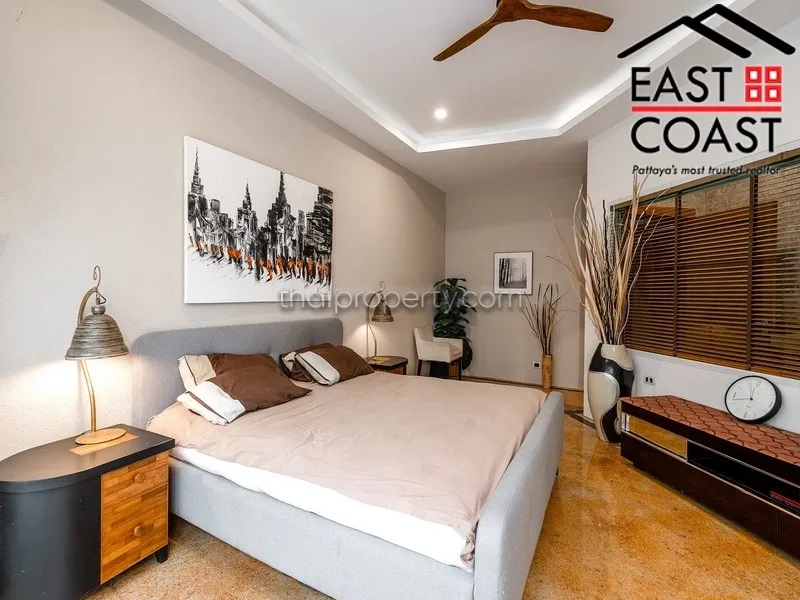 Majestic Residence photo 25