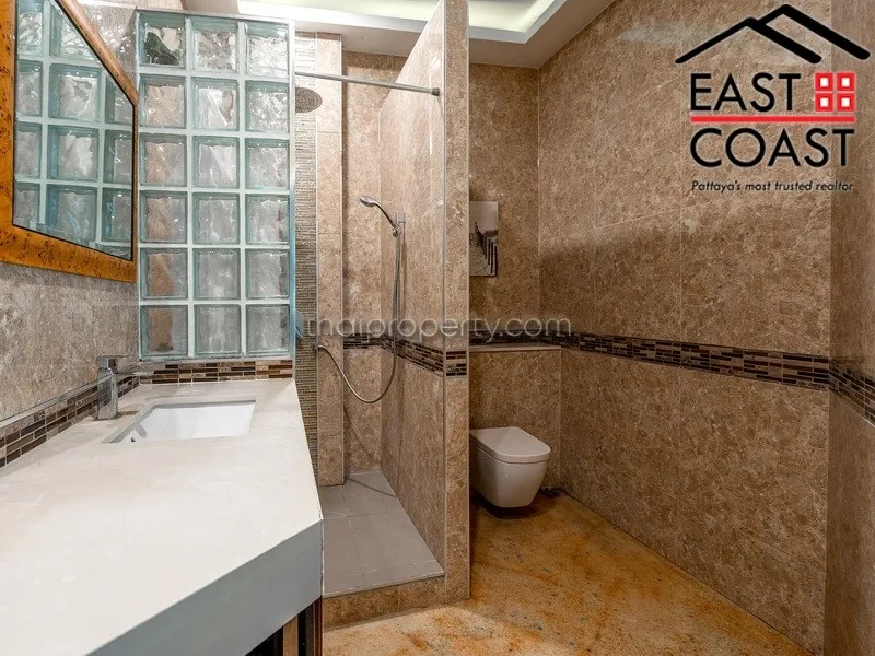 Majestic Residence photo 26