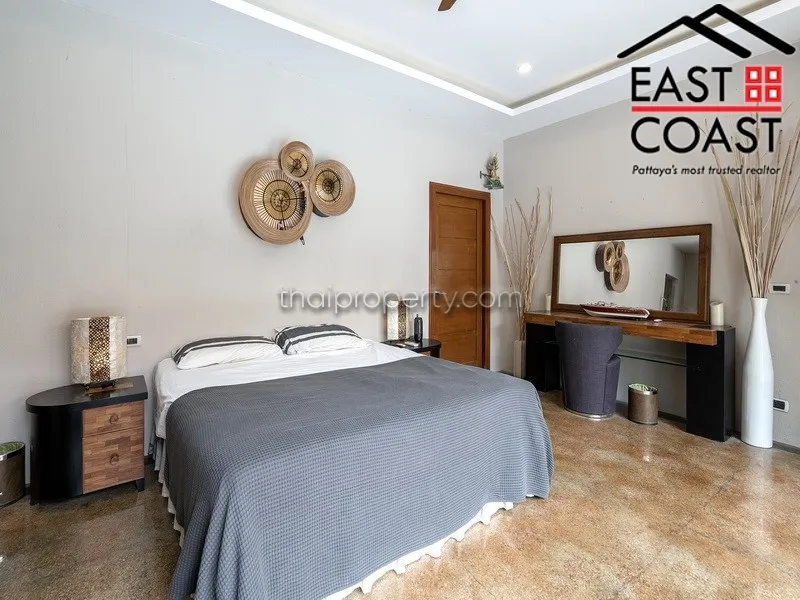Majestic Residence photo 28
