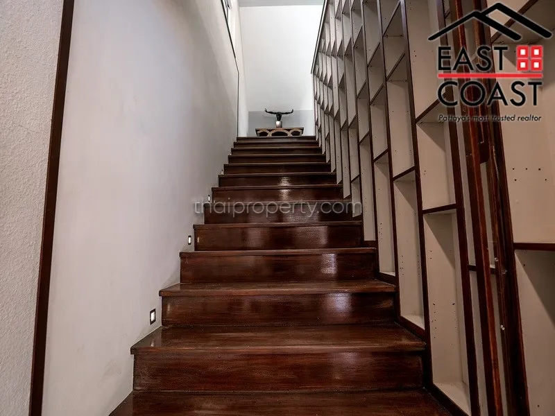 Majestic Residence photo 38
