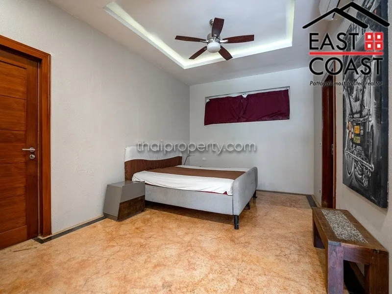 Majestic Residence photo 9