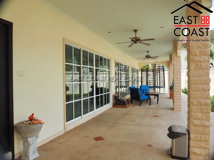 Tudor Villas photo 18