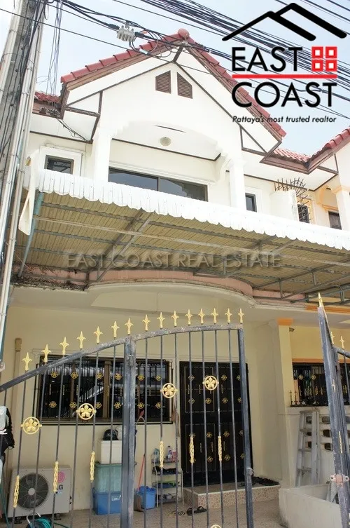 Sukhumvit Townhouse