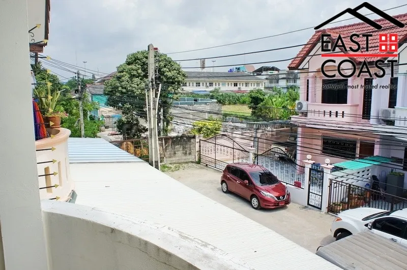 Sukhumvit Townhouse photo 22
