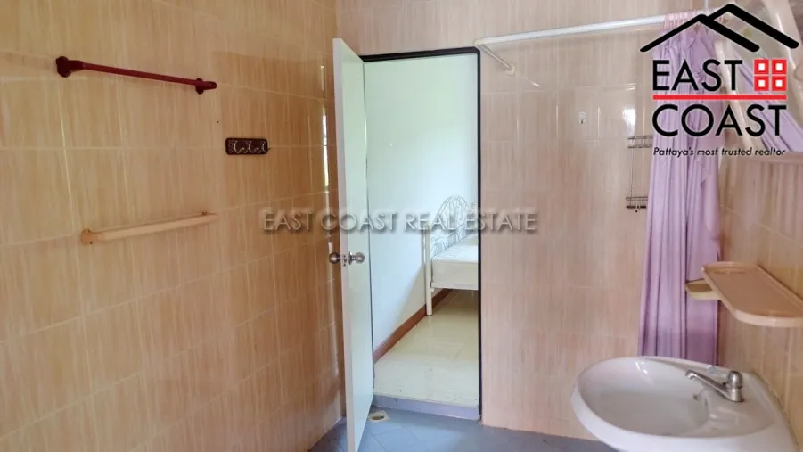 Sukhumvit Townhouse photo 16