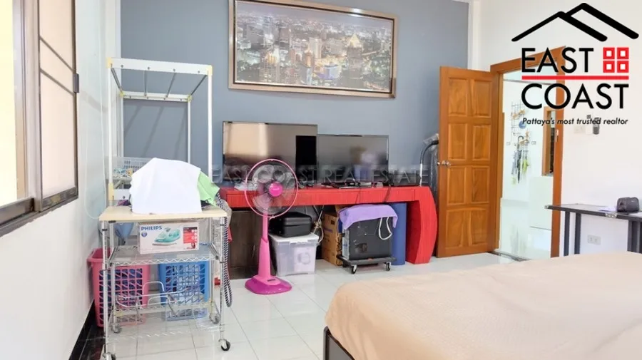 Pattaya Hill 1 photo 16