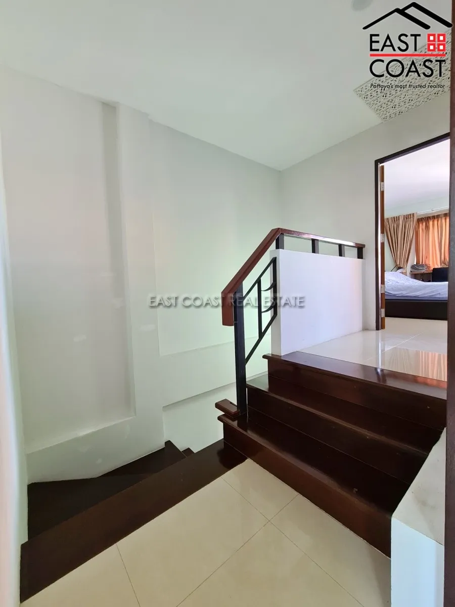 Midtown Villa photo 32