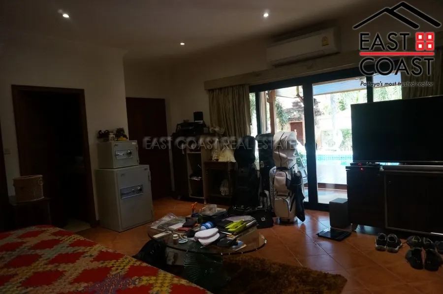 Cosy Beach Villa photo 19