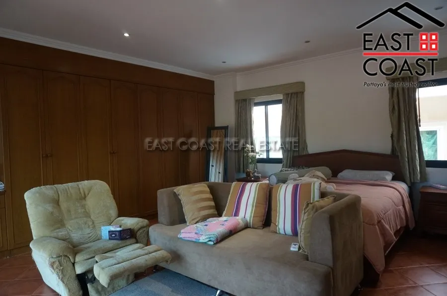 Cosy Beach Villa photo 24