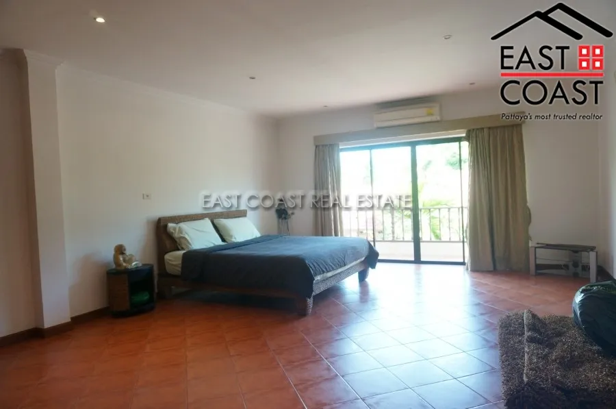 Cosy Beach Villa photo 31