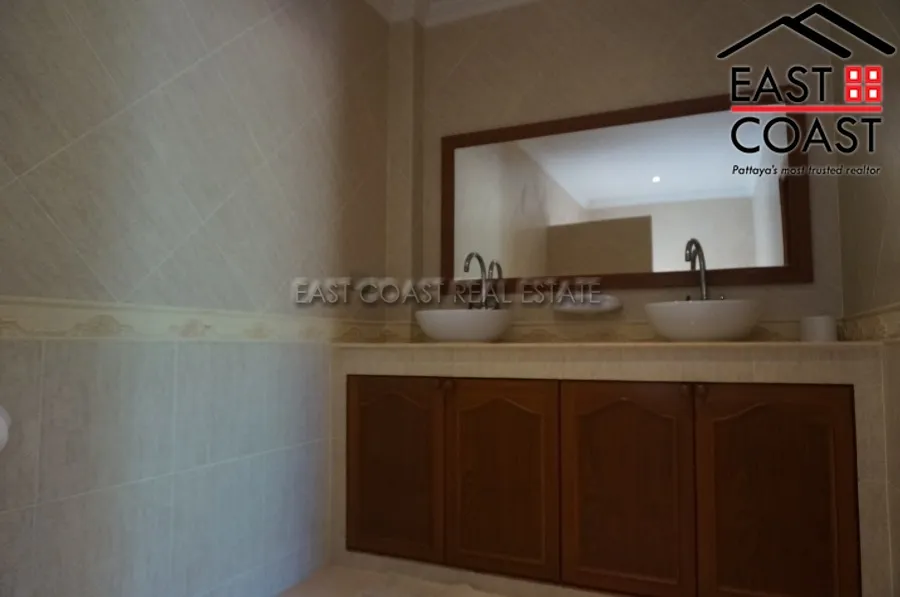 Cosy Beach Villa photo 34