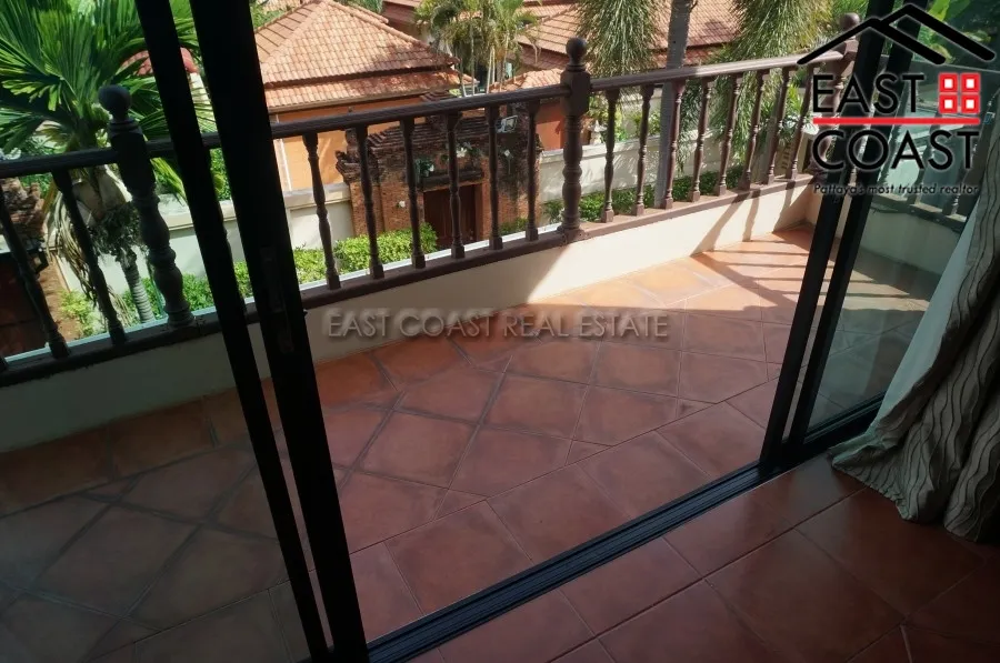 Cosy Beach Villa photo 35