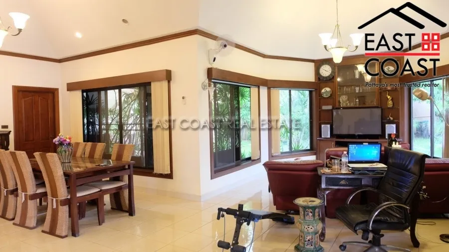 Pattaya Hill 2 photo 5