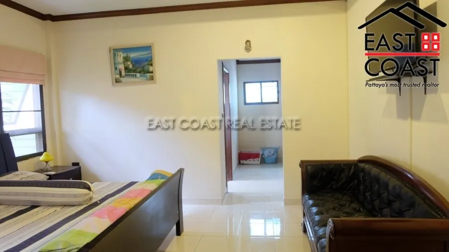 Pattaya Hill 2 photo 11