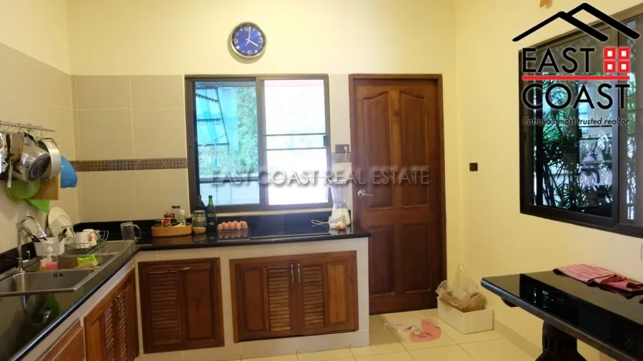 Pattaya Hill 2 photo 9