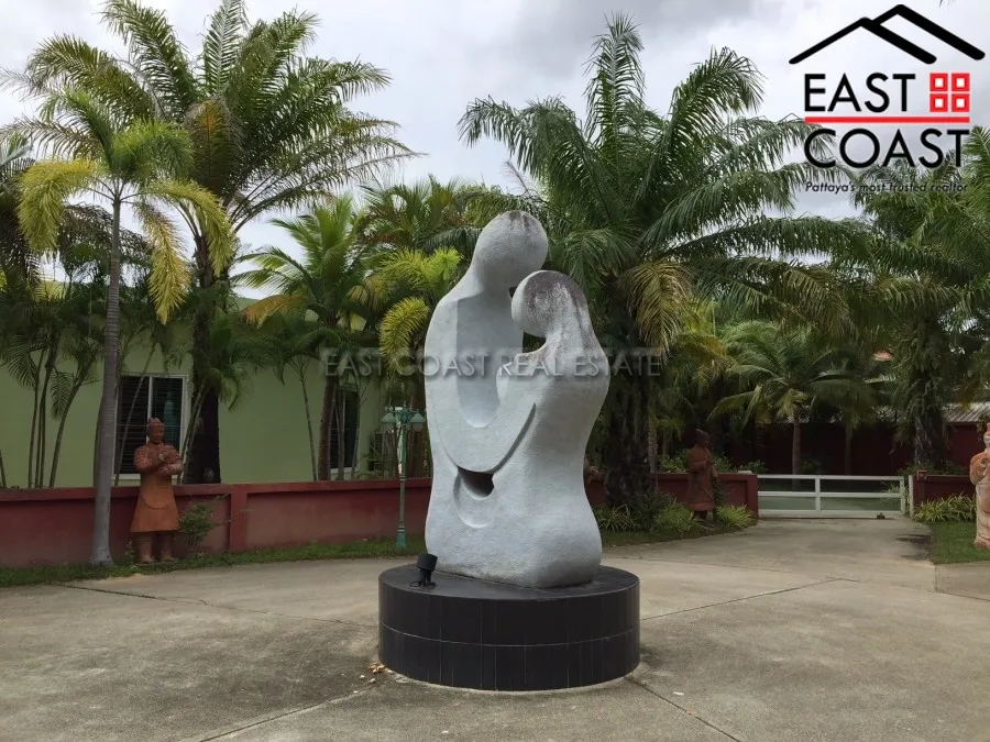 Penguin Village (Sculpture Park) photo 3