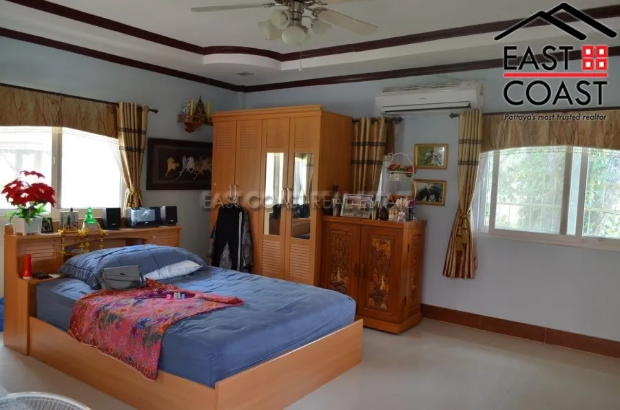 Grand Valley house photo 35