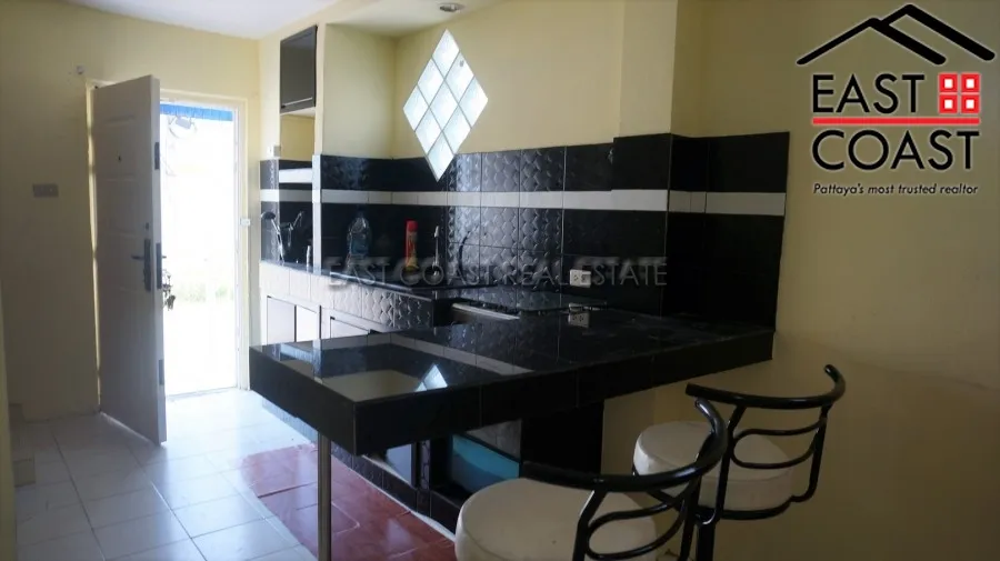 Town House photo 8