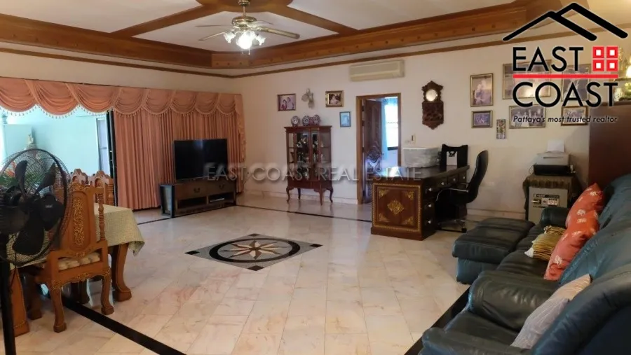 Jomtien Condotel Village photo 14