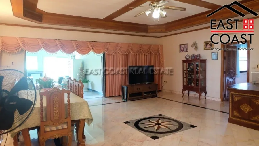 Jomtien Condotel Village photo 15