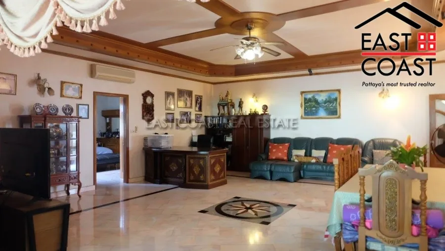 Jomtien Condotel Village photo 16