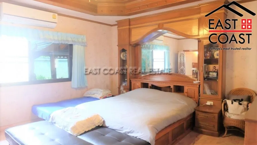 Jomtien Condotel Village photo 31