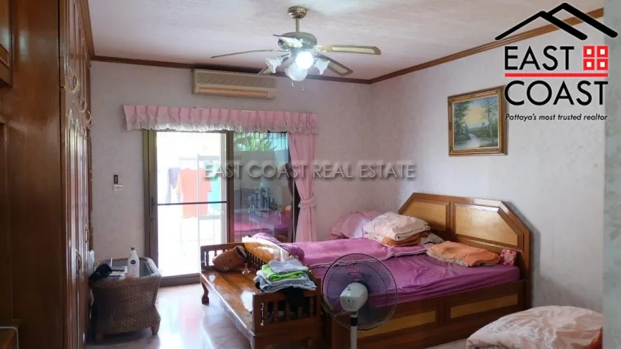 Jomtien Condotel Village photo 42