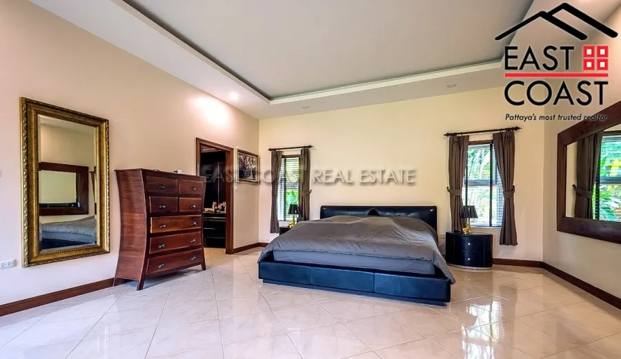 Marco Villa photo 6