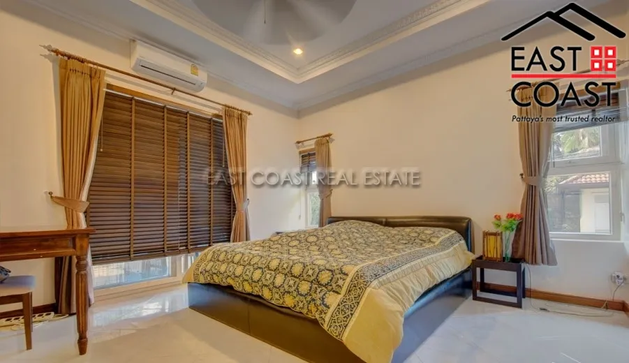 Marco Villa photo 7