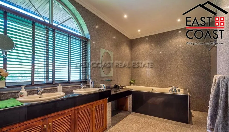 Marco Villa photo 10