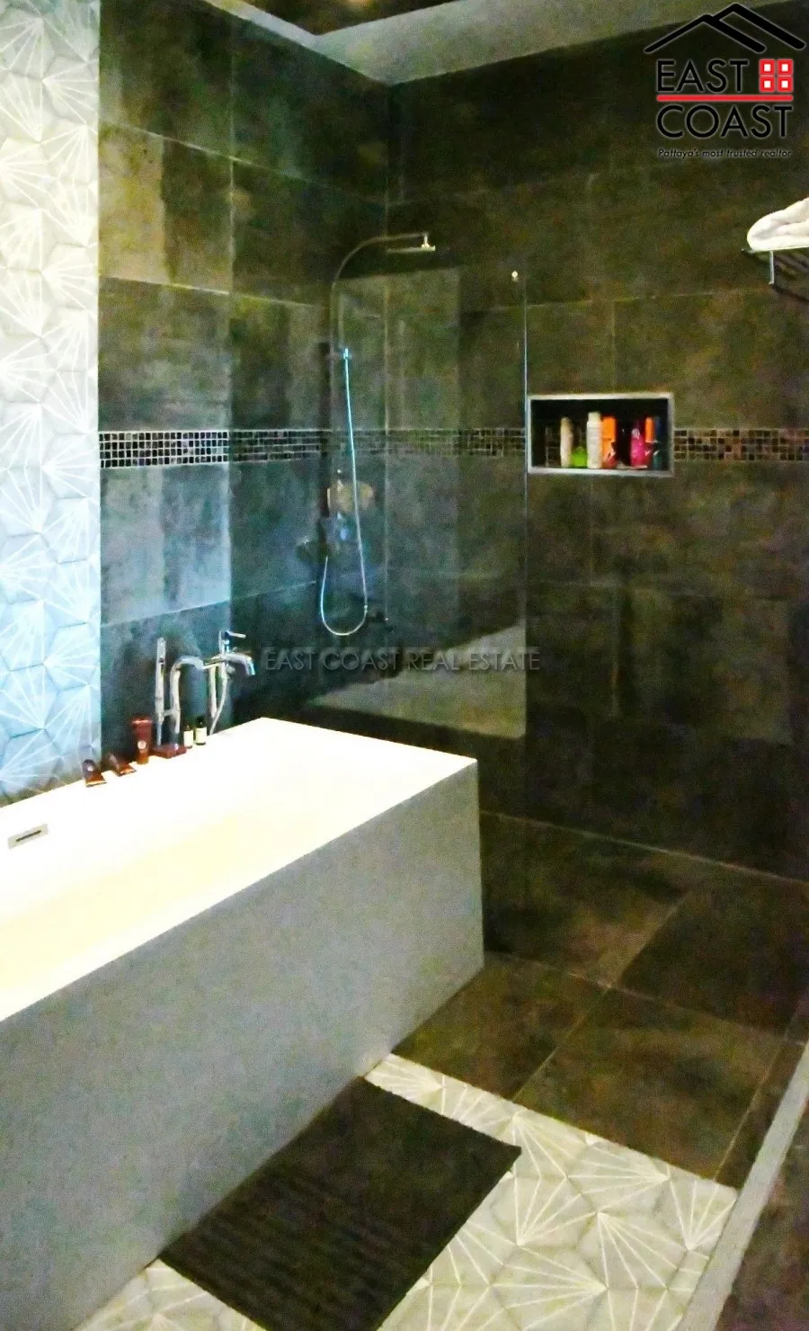 Private House at Thepprasit photo 8