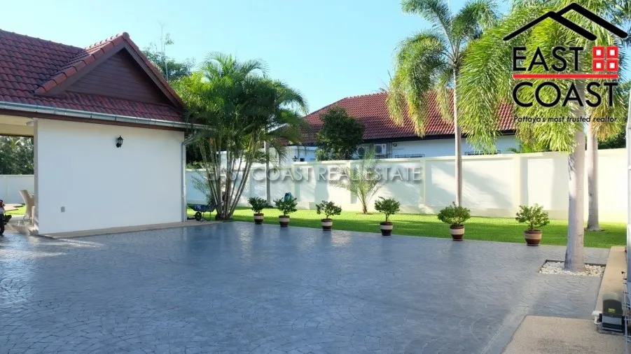Private House at Nong Pla Lai photo 3